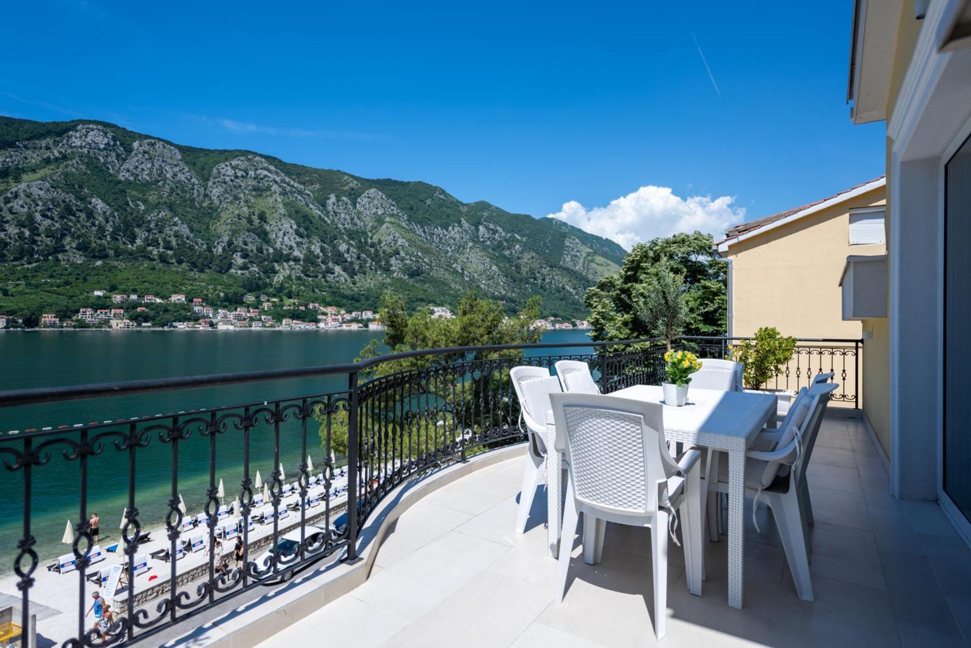 The Golden Luxury Apartments Kotor Exterior photo